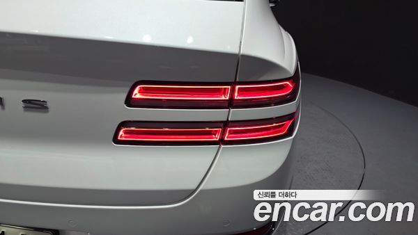 Genesis GV80 2021, фото 9
