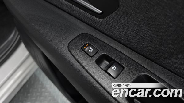 Hyundai Elantra 2023, фото 29