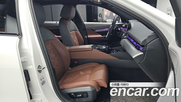 BMW 5 Series 2024, фото 16