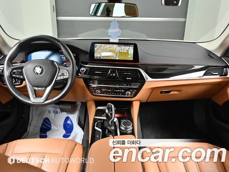 BMW 5 Series 2020, фото 7