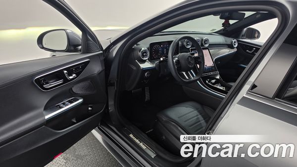 Mercedes-Benz C-Class 2025, фото 13