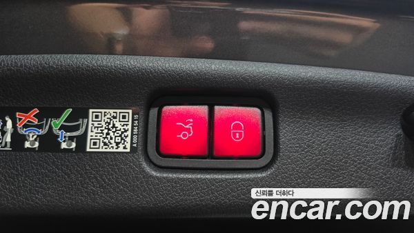 Mercedes-Benz C-Class 2025, фото 26