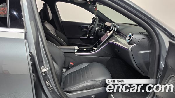 Mercedes-Benz C-Class 2025, фото 16