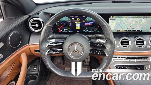 Mercedes-Benz E-Class 2021, фото 14