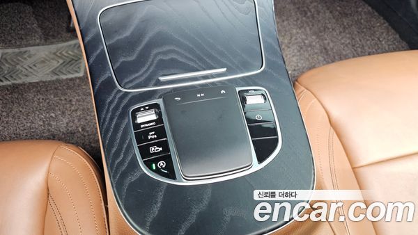 Mercedes-Benz E-Class 2021, фото 18