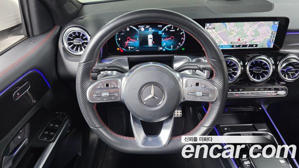 Mercedes-Benz GLB 2022, фото 20