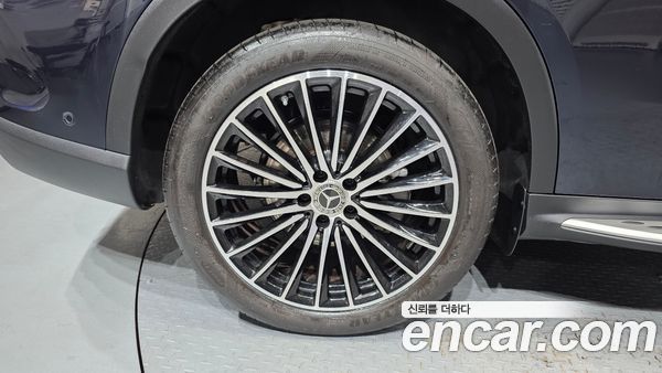 Mercedes-Benz GLC 2024, фото 5