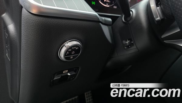 Mercedes-Benz GLC 2024, фото 26