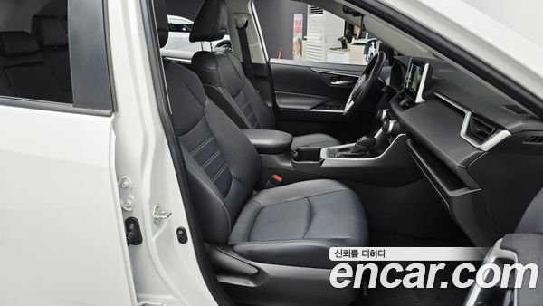 Toyota RAV4 2024, фото 16