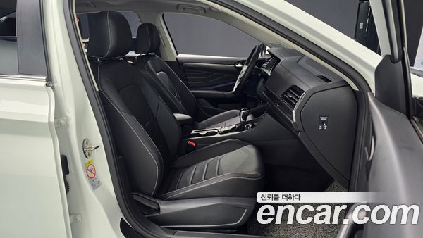 Volkswagen Jetta 2023, фото 13