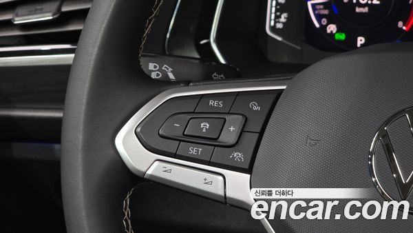 Volkswagen Jetta 2023, фото 23