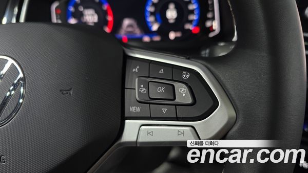 Volkswagen Jetta 2023, фото 24