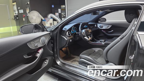 Mercedes-Benz C-Class 2023, фото 10