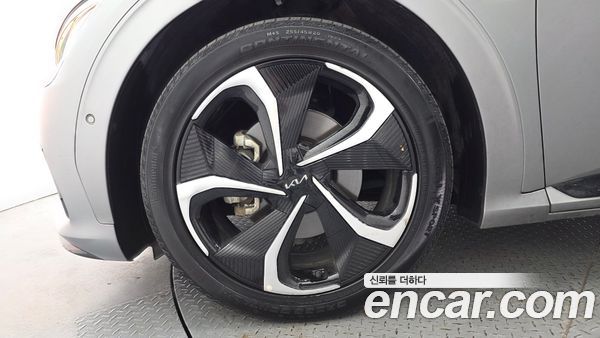 Kia EV6 2022, фото 5