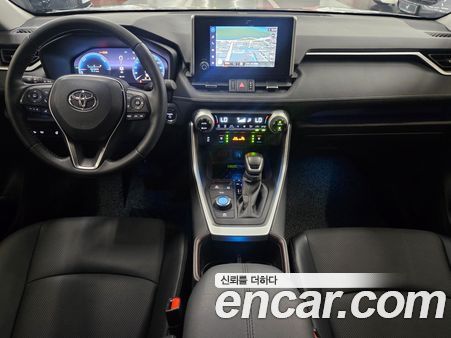 Toyota RAV4 2025, фото 10