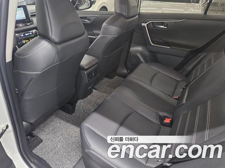 Toyota RAV4 2025, фото 14
