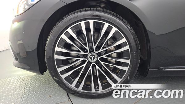 Mercedes-Benz S-Class 2021, фото 5