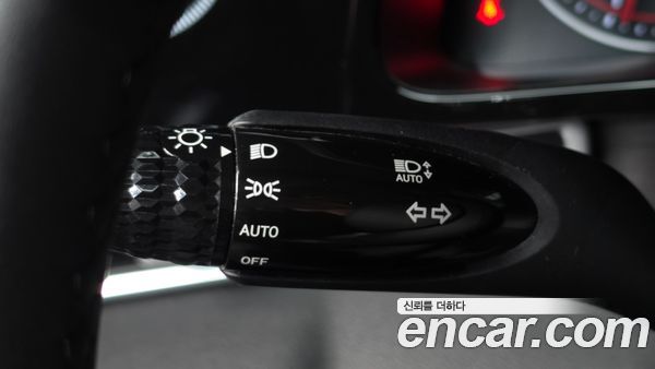 Hyundai Elantra 2023, фото 31