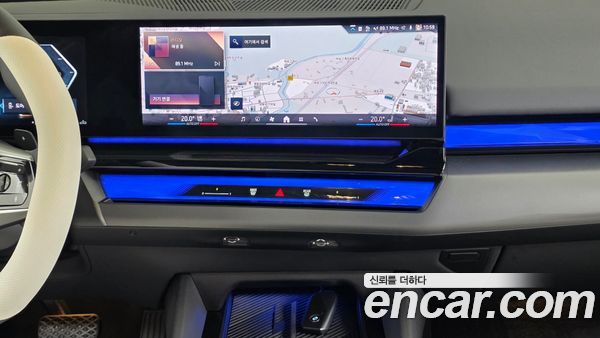 BMW 5 Series 2025, фото 20