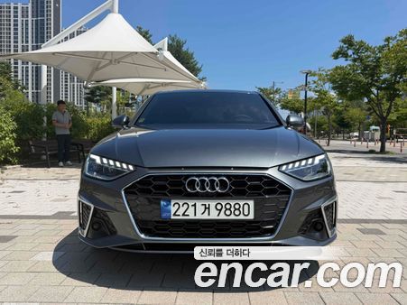 Audi A4 2023, фото 3