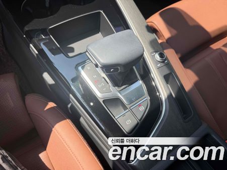 Audi A4 2023, фото 9