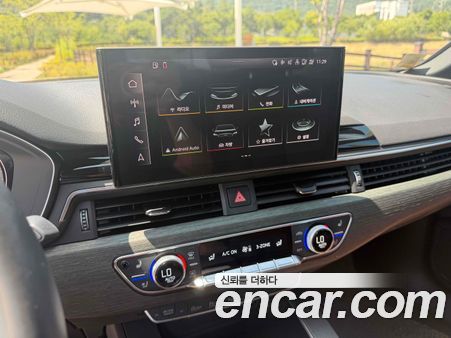 Audi A4 2023, фото 13