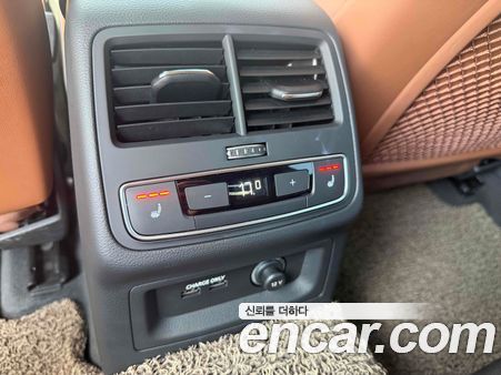 Audi A4 2023, фото 15