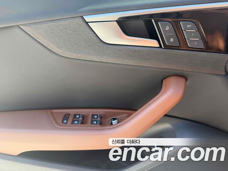 Audi A4 2023, фото 16