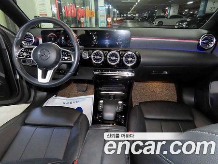 Mercedes-Benz A-Class 2021, фото 10
