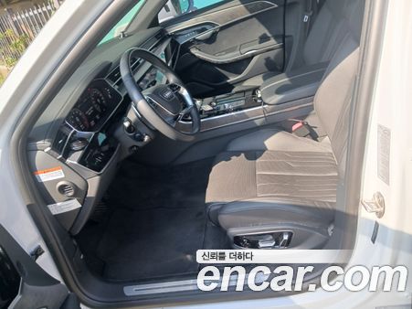Audi A8 2023, фото 5