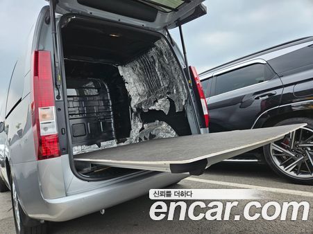 Hyundai Staria 2025, фото 18