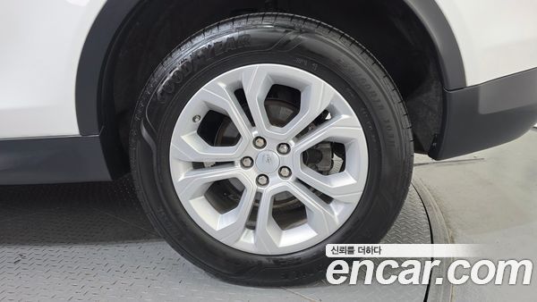 Land Rover Discovery Sport 2020, фото 5