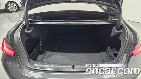 BMW 3 Series 2020, фото 26