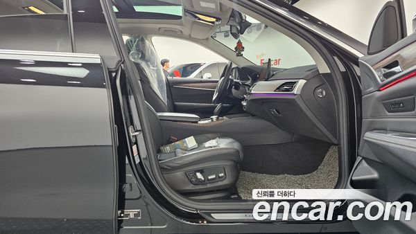 BMW Gran Turismo 2023, фото 16