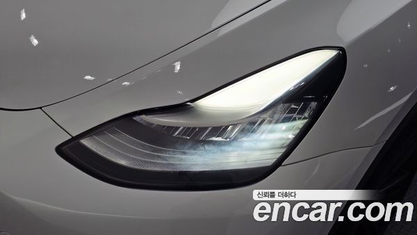 Tesla Model Y 2021, фото 8