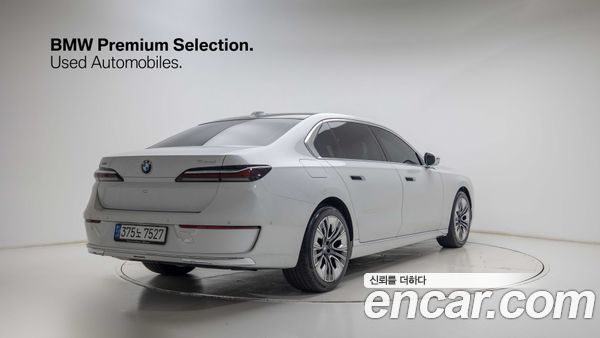 BMW 7 Series 2023, фото 2