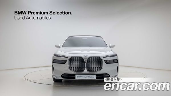 BMW 7 Series 2023, фото 3
