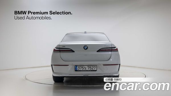 BMW 7 Series 2023, фото 4