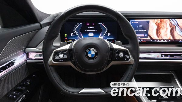 BMW 7 Series 2023, фото 18