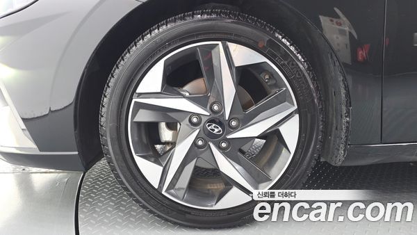 Hyundai Elantra 2021, фото 5