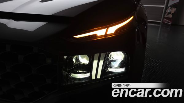 Hyundai Santa Fe 2023, фото 7