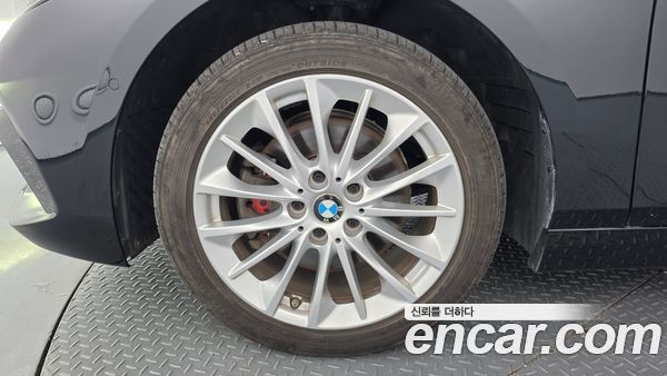 BMW 1 Series 2021, фото 5