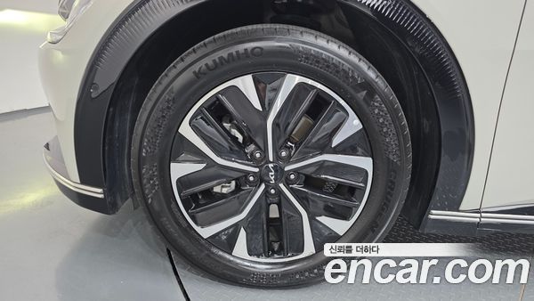 Kia EV6 2022, фото 5