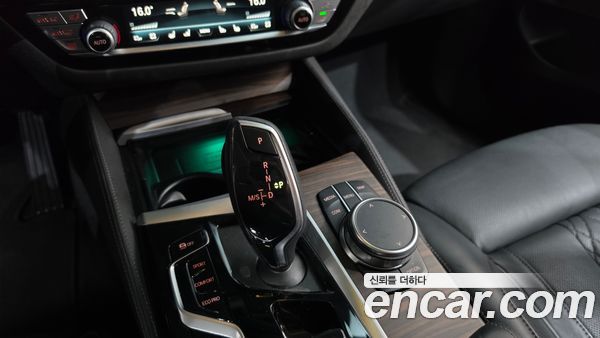 BMW Gran Turismo 2023, фото 12