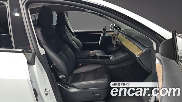 Tesla Model Y 2023, фото 15
