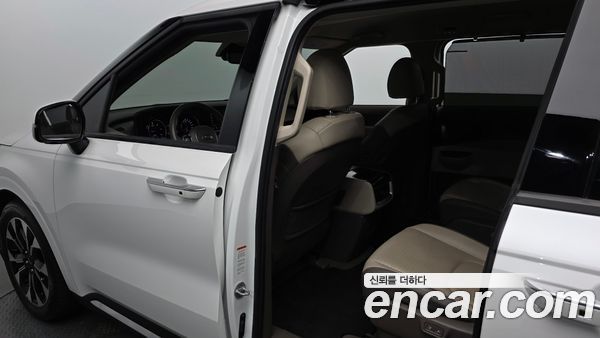 Kia Carnival 2021, фото 15