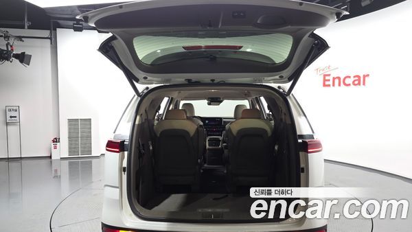 Kia Carnival 2021, фото 34