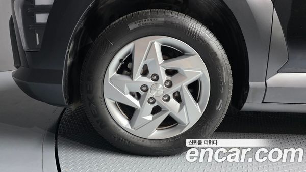 Hyundai Kona 2023, фото 5