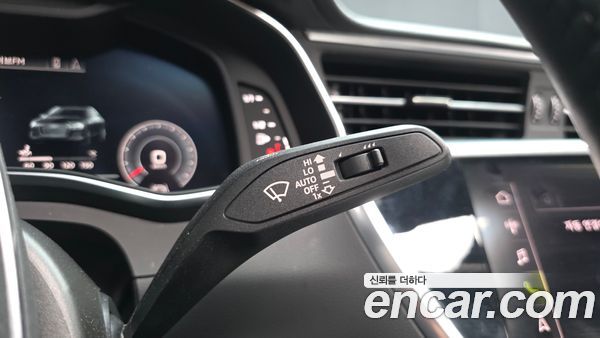 Audi A6 2020, фото 35