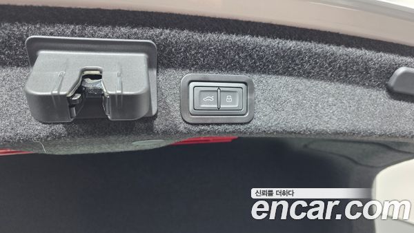 Audi A6 2023, фото 31